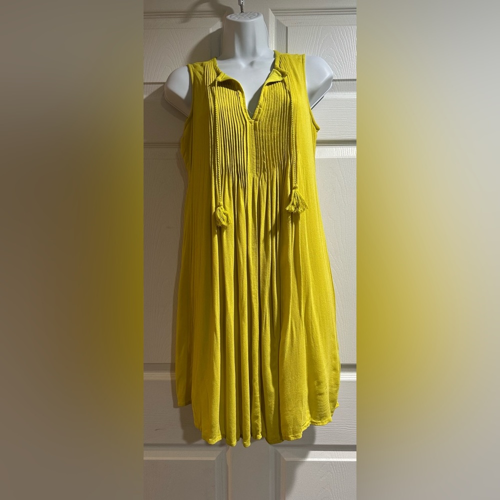 Old Navy Yellow Pleated Sundress with Collar